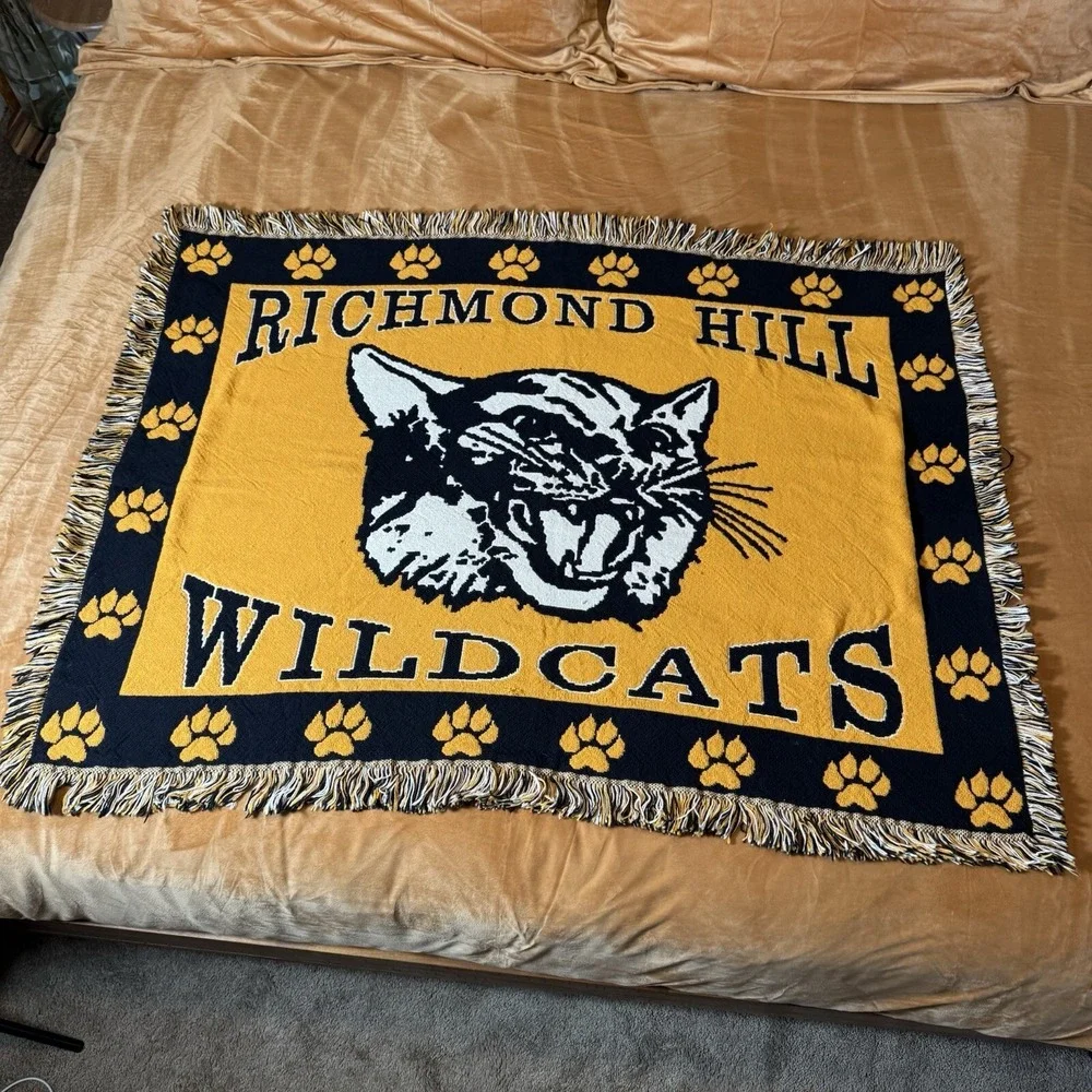 Richmond Hill Wildcats Throw Blanket Tapestry 38 x 50 High School Football